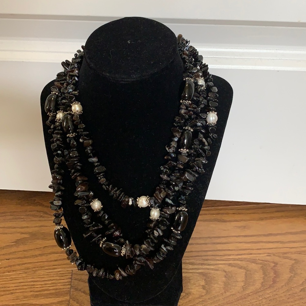 4 strand with large onyx and pearl
